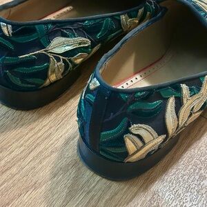 Embroidered Floral Loafers